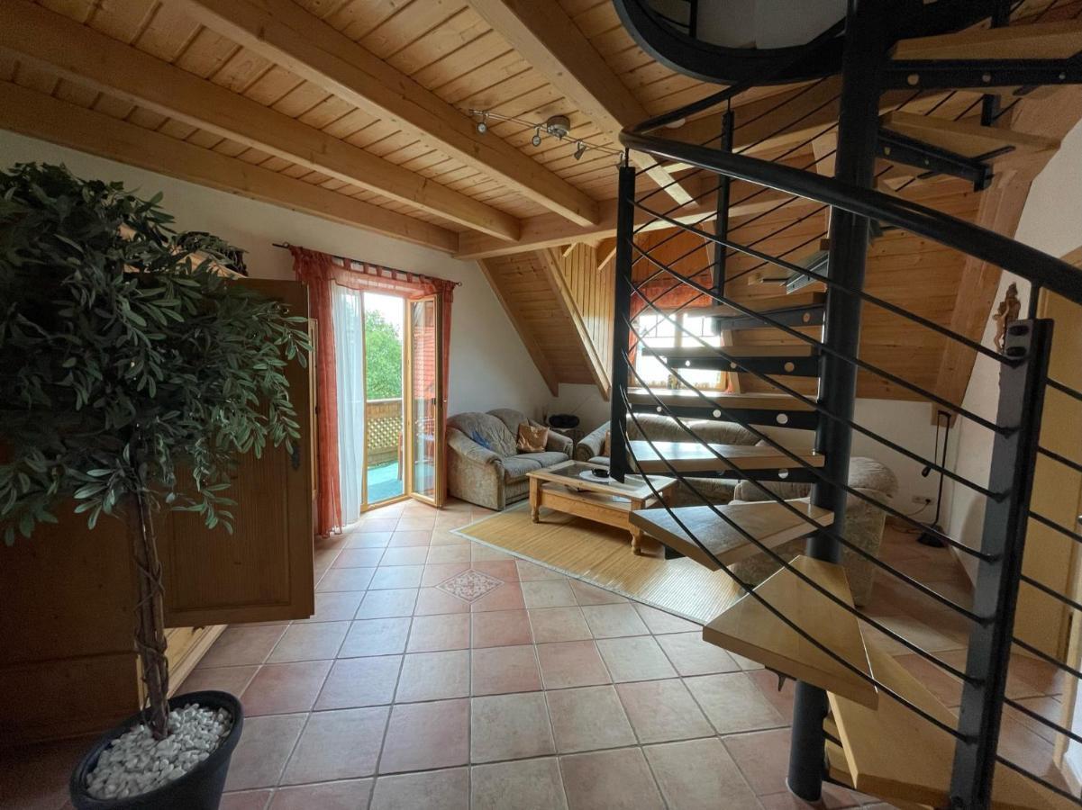 Ferienwohnungen Am Kirchberg Kapplblick Neualbenreuth Εξωτερικό φωτογραφία